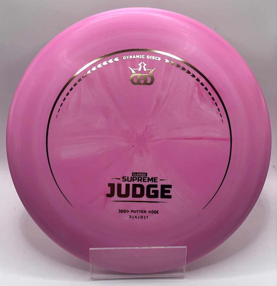 Dynamic Discs Classic Supreme Judge - Putt Approach
