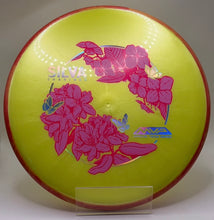 Load image into Gallery viewer, Axiom Plasma Soft Proxy Silva Saarinen SE Team Series - Putt and Approach
