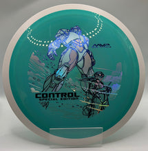 Load image into Gallery viewer, Axiom Neutron Control SE 2026 - Distance Driver
