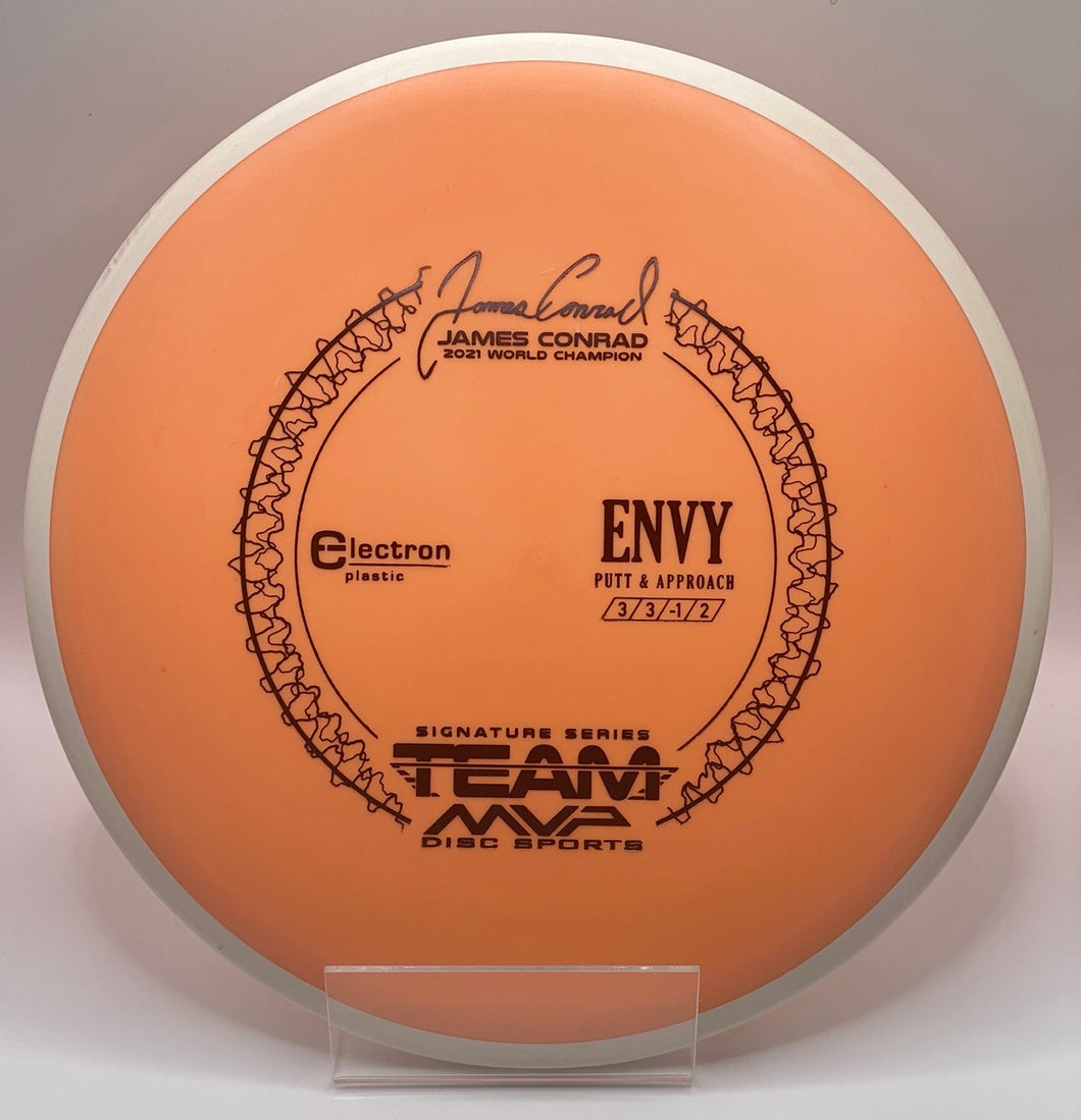 Axiom James Conrad Electron Envy - Putt Approach